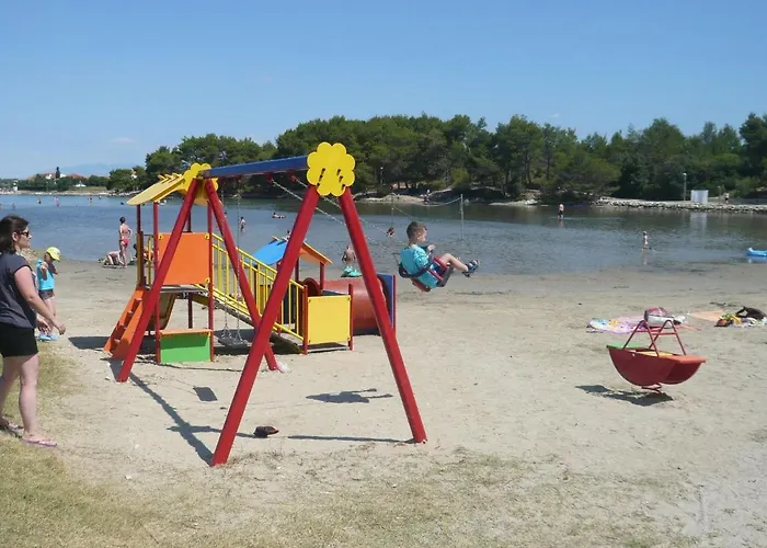 House In Near Sandy Beaches & Nin Zaton (Zadar)