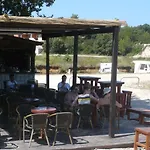 House In Near Sandy Beaches & Nin زاتون