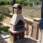 House In Near Sandy Beaches & Nin شقة *