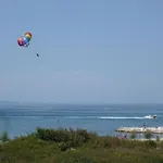 House In Near Sandy Beaches & Nin شقة