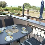 شقة House In Near Sandy Beaches & Nin