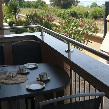 House In Near Sandy Beaches & Nin 公寓 *